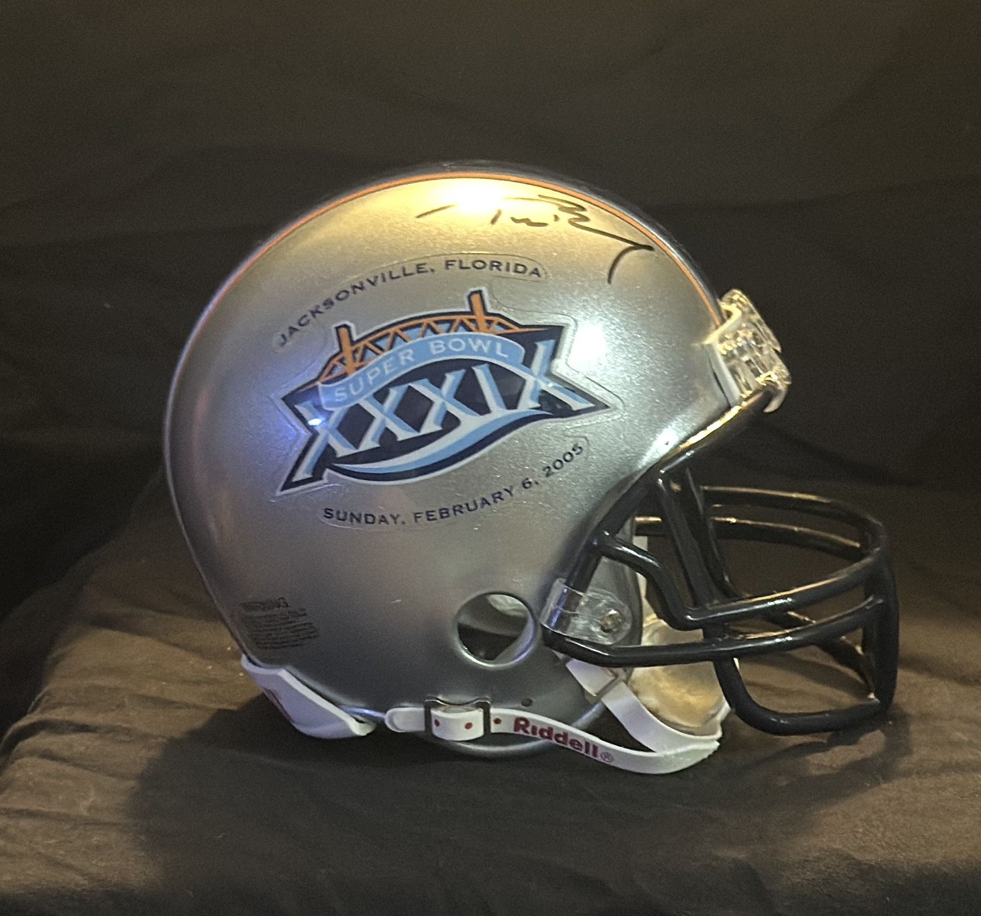 Tom Brady - Autographed Super Bowl Mini Helmet - No COA 