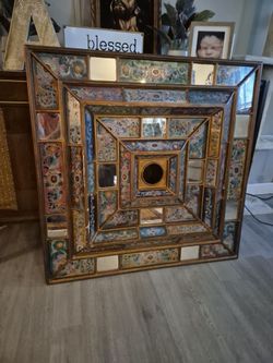 Ceiling madalion