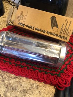 Star shaped baking tube for bread or cookies