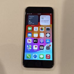 Apple iPhone SE 128gb