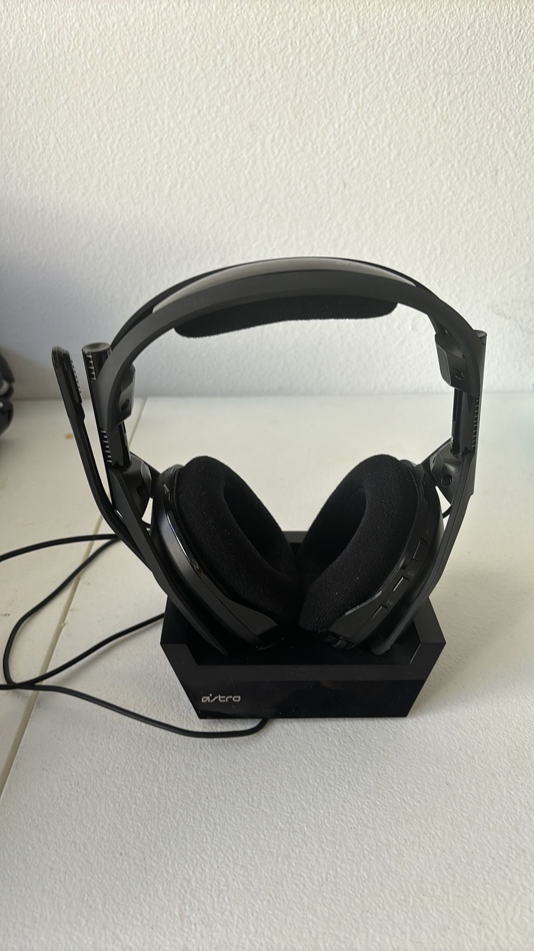 Astro A550 headphones headset and base Audio & Speakers
