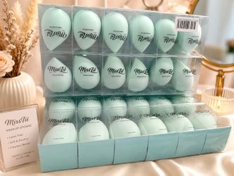 Makeup sponges