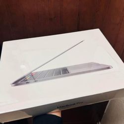 NEW Apple Macbook Pro 13 Inch 2020 Four Thunderbolt 3 Sports 4TB SSD 16GB Ram 2.0Ghz i5 GRAY
