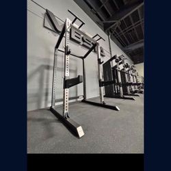 Pioneer Squat Rack
