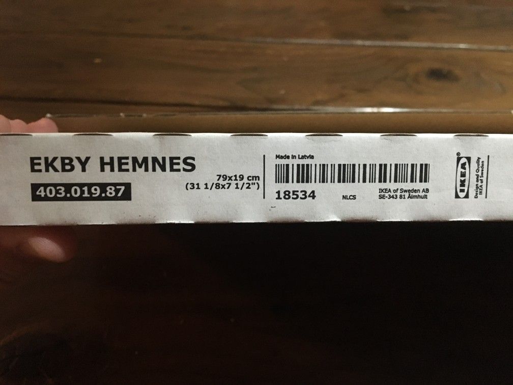 IKEA shelves (6) ekby hemnes