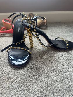 Closet clean out- lovely women’s shoes size 8.5