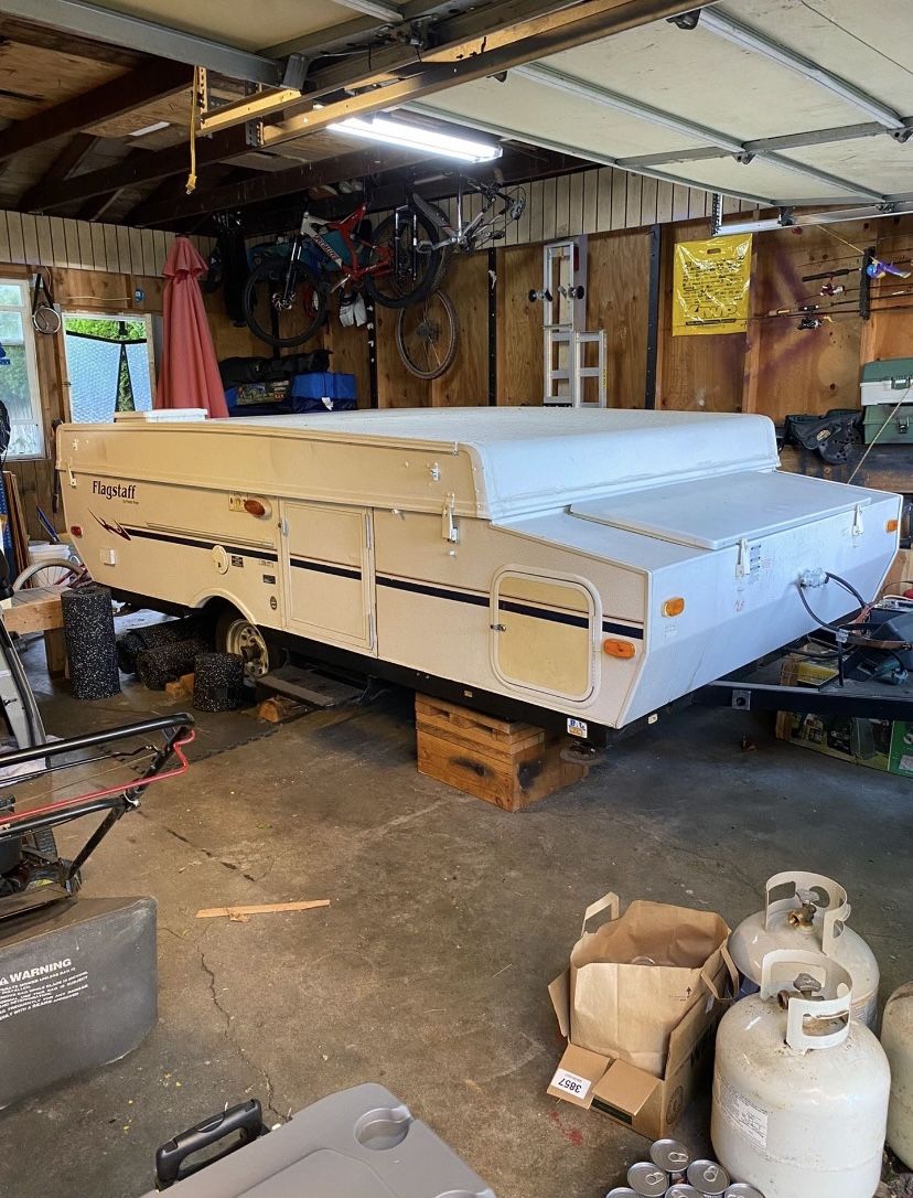2007 Flagstaff Tent Trailer