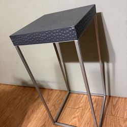 Tall accent table