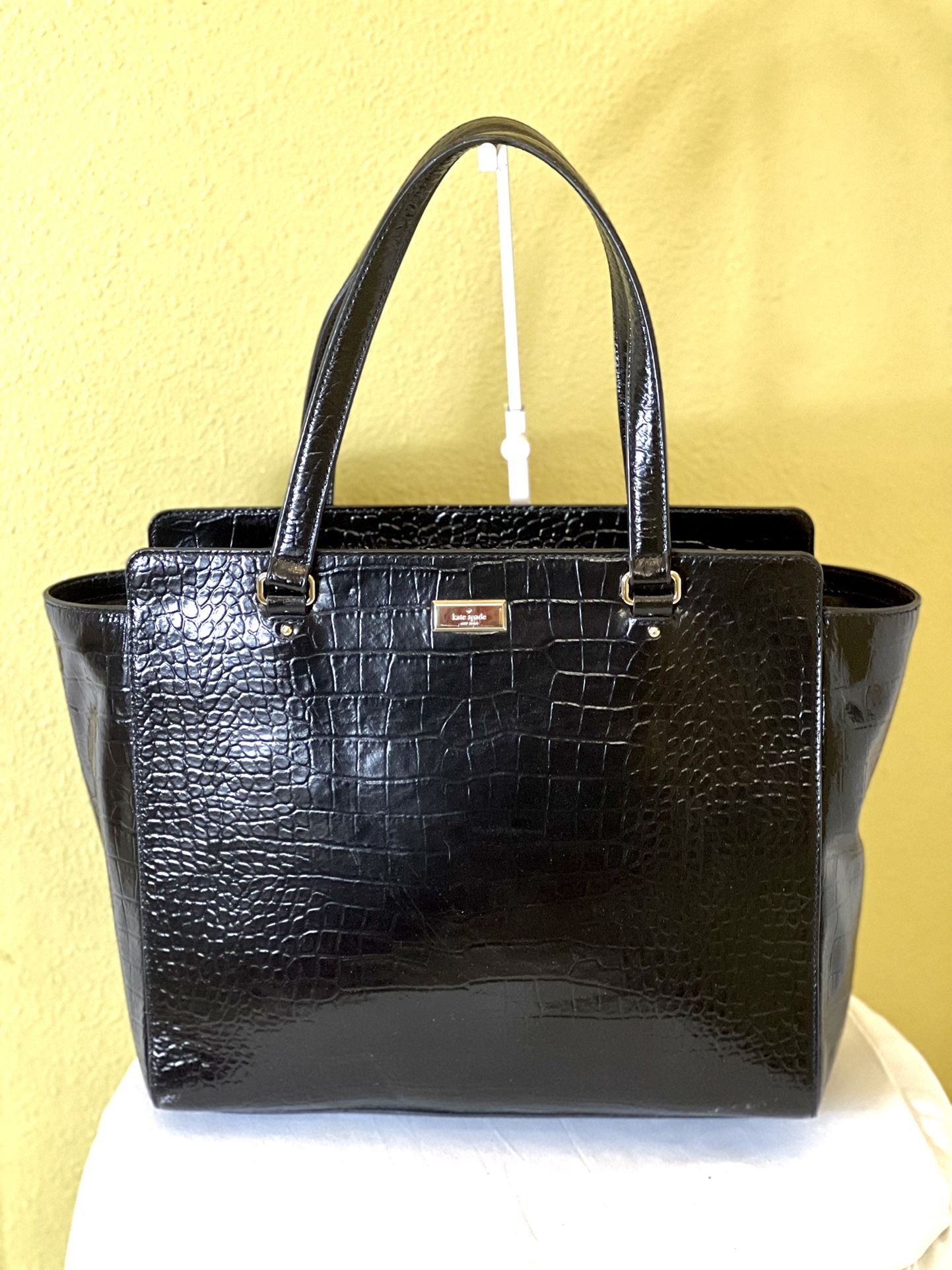 KATE SPADE X Large Black Cow Leather Elissa Croc Tote
