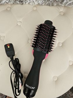 REVLON STYLING BRUSH