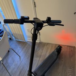 Neo KQi100p Electric Scooter