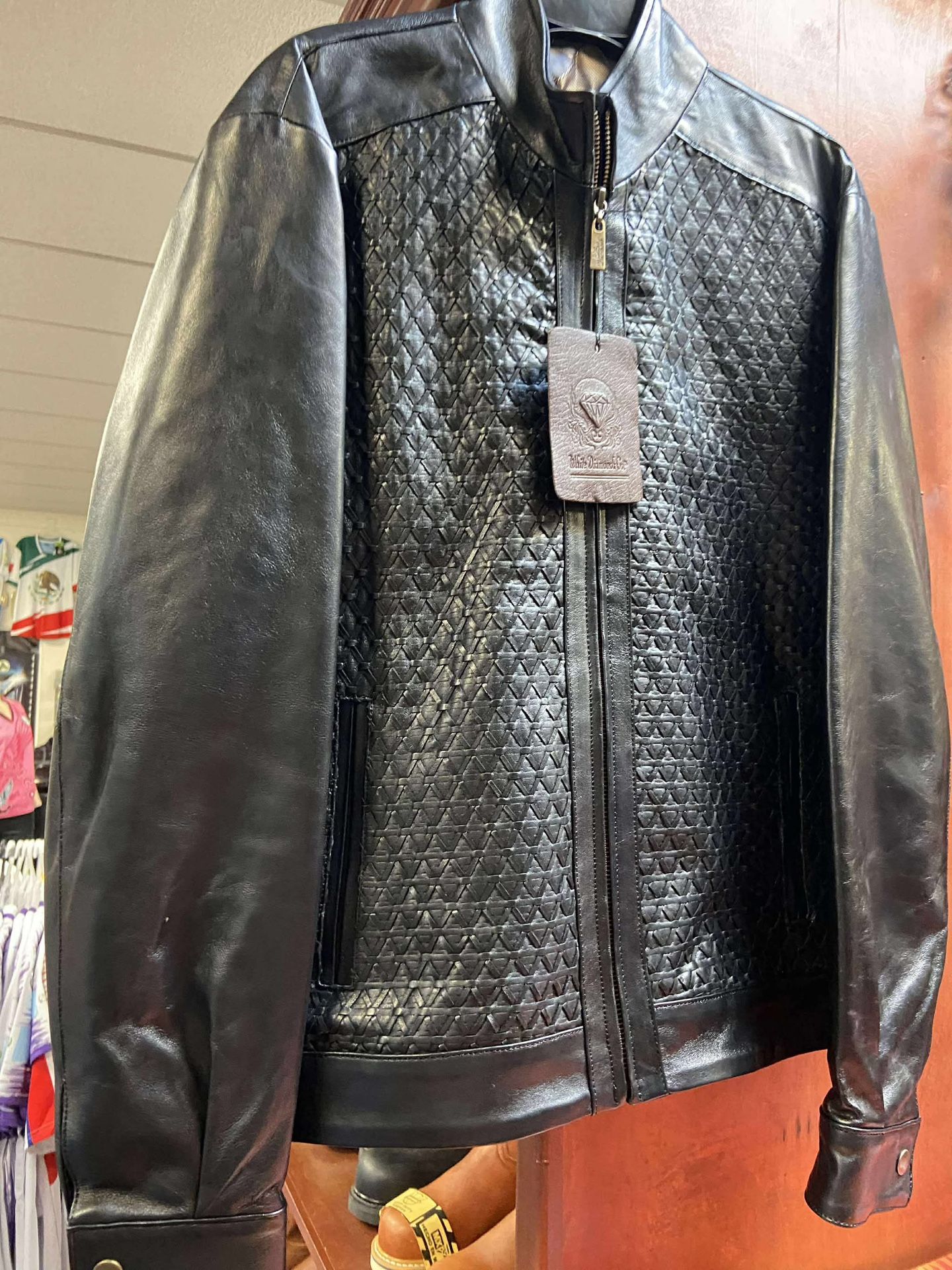 Nuevas chamarras de Piel original trenzada a mano