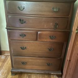  Solid Wood Dresser