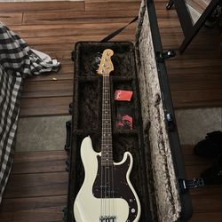 Fender P-Bass American Professional II