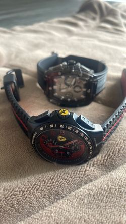 2 Men’s watches