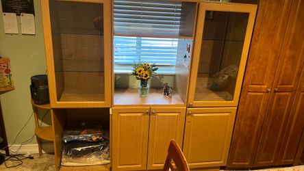 ENTERTAINMENT CENTER