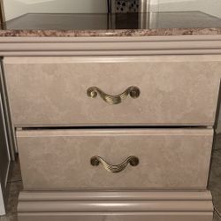 Buró O Mesita De Noche 