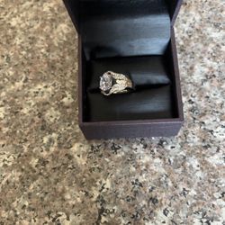 Ladies Ring Size 8