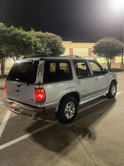 1996 Ford Explorer
