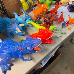 Mixed Lot of Plastic Dinosaur Toy Figures
