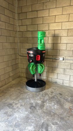 Free oil Castro/costco oil dispenser