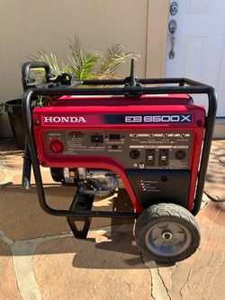 Honda (MINT) EB6500X Portable Generator