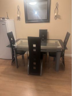 Dining Table Set