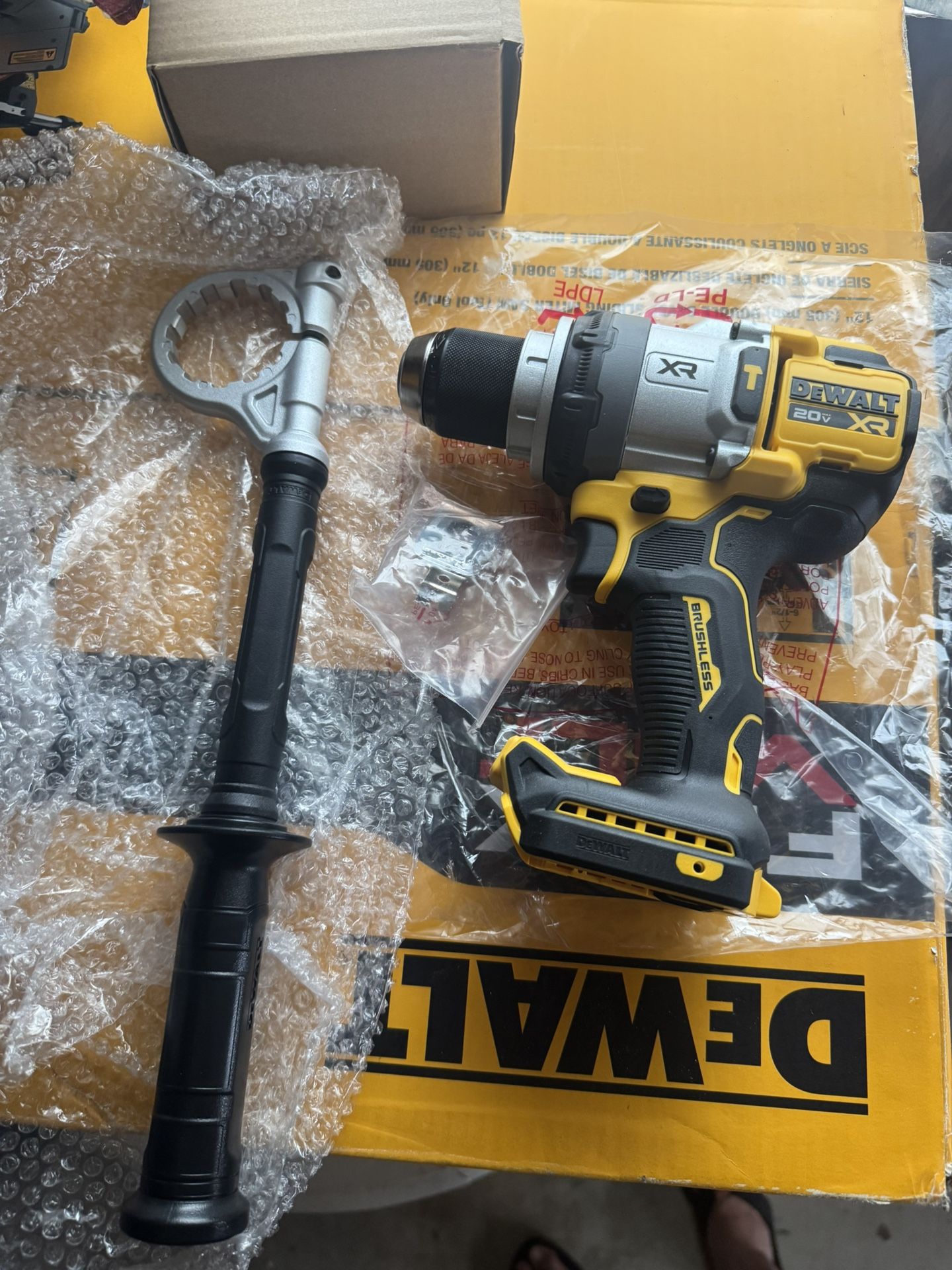 DeWALT (DCD1007WW1) 1/2" 3-Speed Hammer Drill/Driver TOOL ONLY)