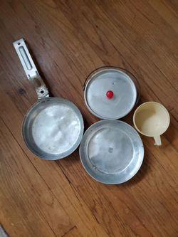 Camping mess kit