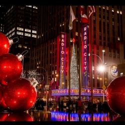 Christmas Spectacular Starring the Radio City Rockettes( 2 Tickets)