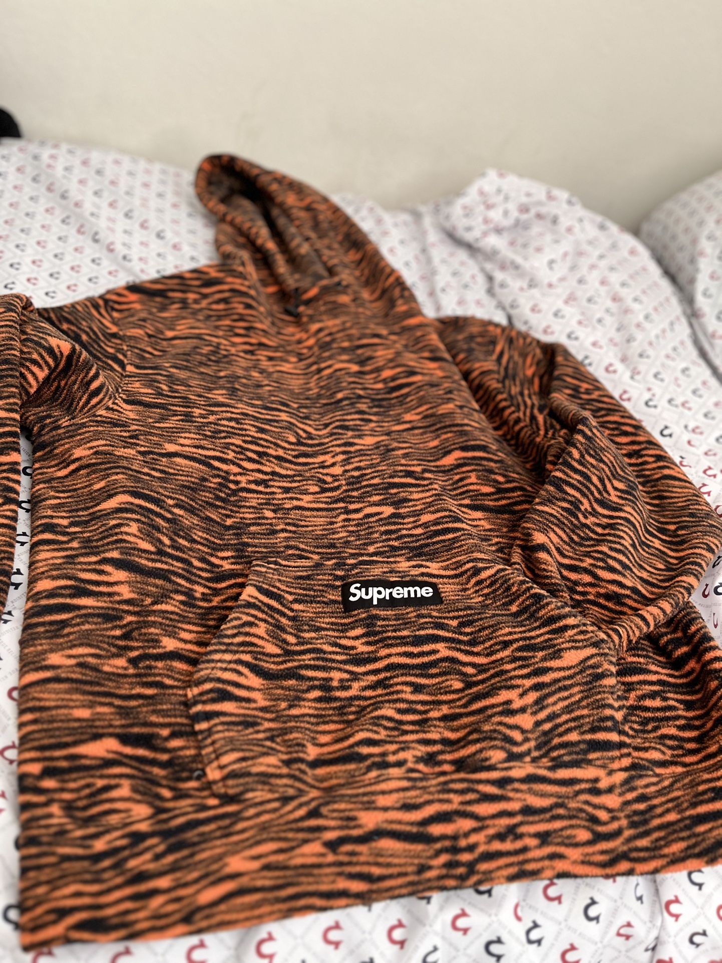 Supreme Hoodie