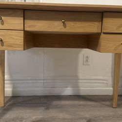 Like new WOOD DESK!! 