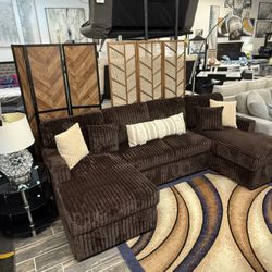 U Pull Out Sectional 