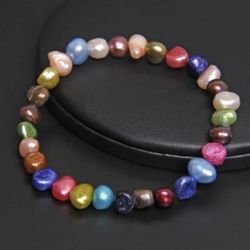 B92- Crystal Glass Beaded Bracelet!