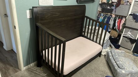 Crib or full bed