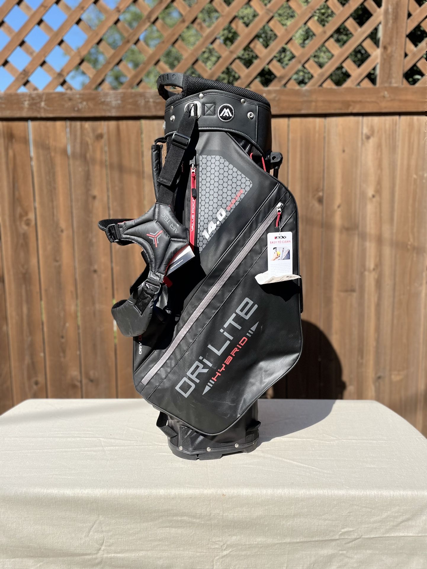 Men’s New With Tags Golf Club Bag for Adult Size Clubs Set