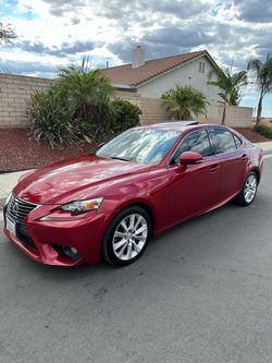 2014 Lexus is250