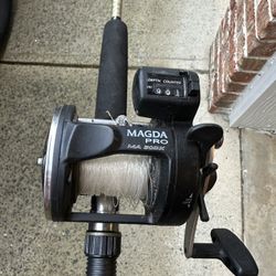 OKUMA MAGDA PRO MA30DX LINE COUNTER REEL Combo Package for Sale in  Kennesaw, GA - OfferUp