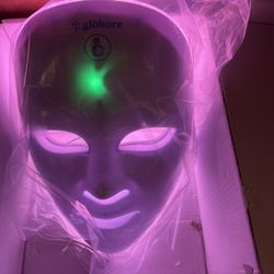 Wireless Light Therapy Face Mask 