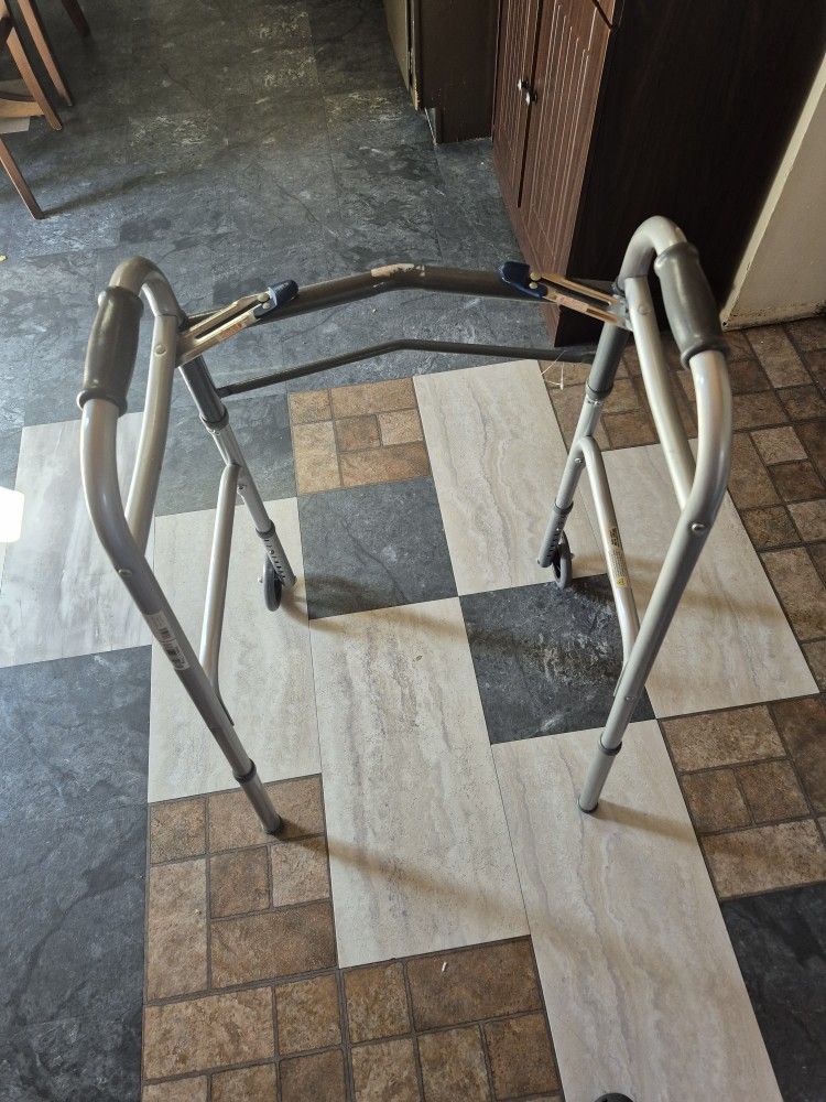 Adjustable Walker Wheels