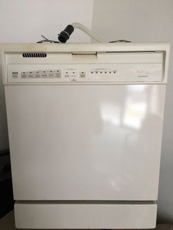 Dishwasher whirlpool