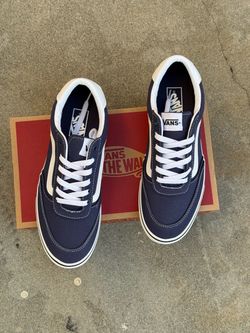 NEW Men’s Vans Brooklyn LS Navy Blue Sneakers - Size 10.5