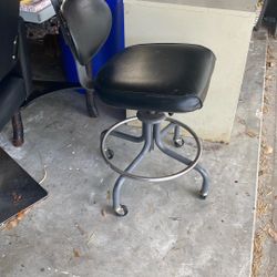 Rolling Stool Black Leather 