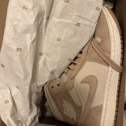 Women’s Air Jordan 1