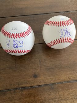 Steven Kwan Yu Chang Autographed Baseballs 
