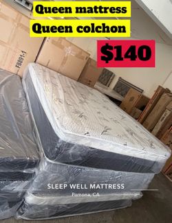 Queen size pillow top mattress