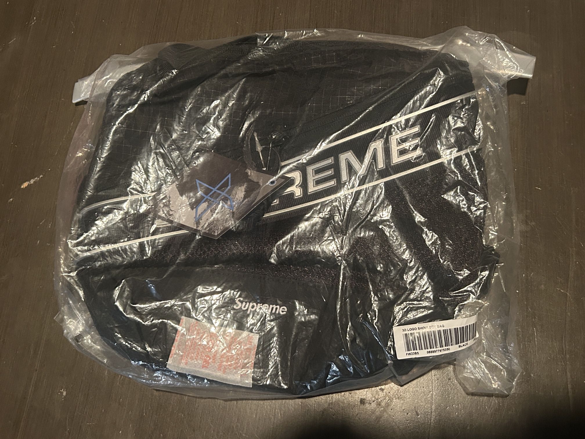 Supreme FW23 Black 3D Logo Bag New With Tags