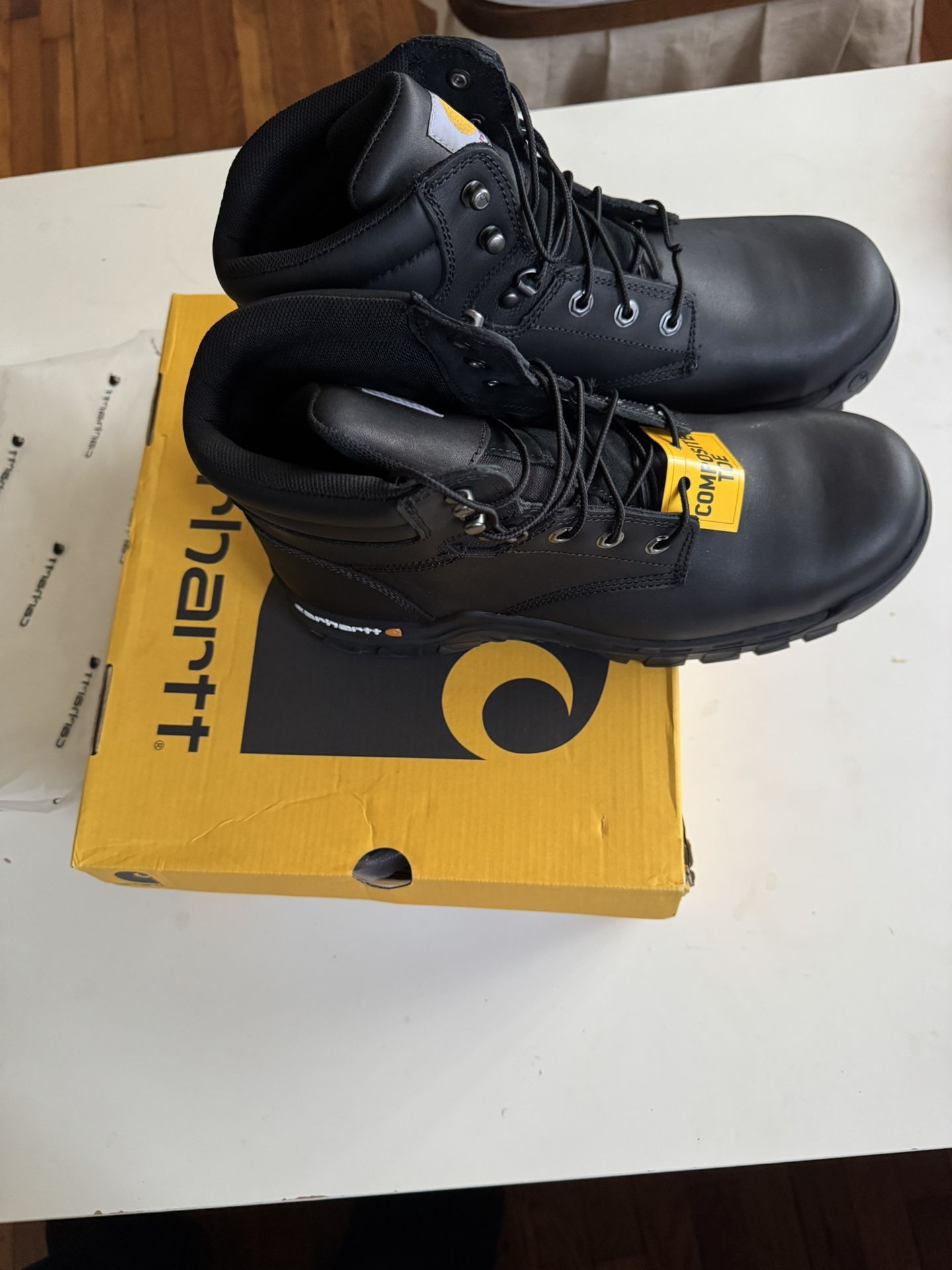 Men’s Working Shoes.