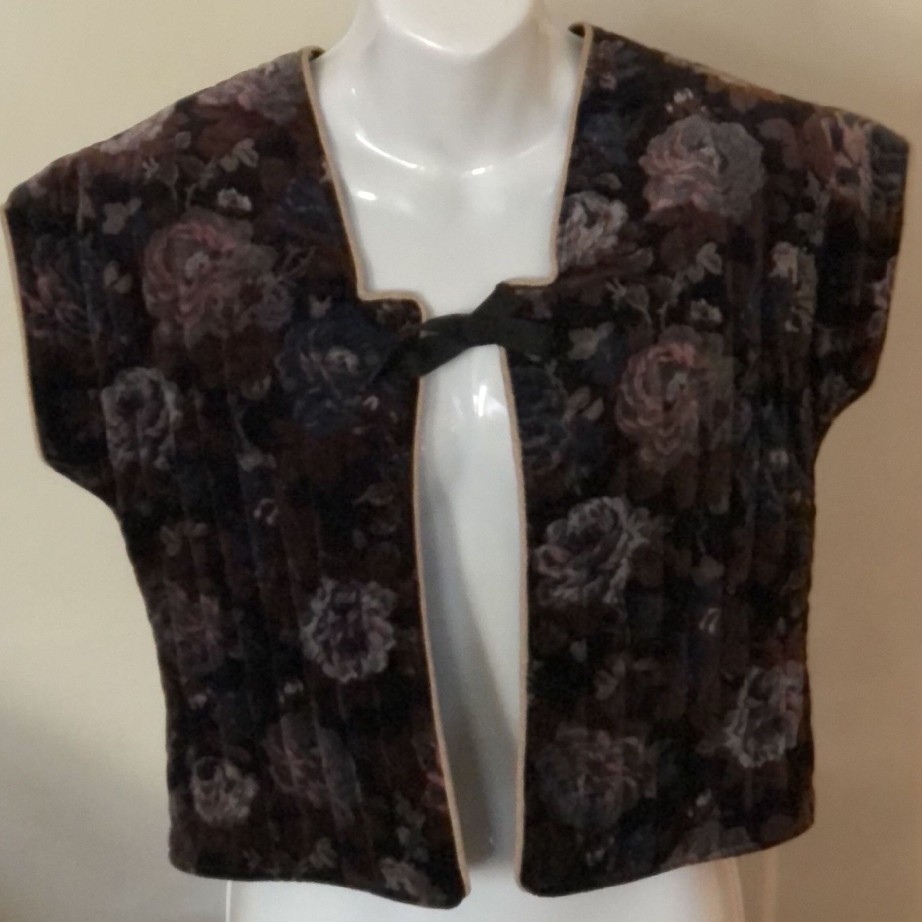 Vintage Wild Bill Made In USA CA Size Women’s Medium Waistcoat Vest Unique Rare Velvet Boho