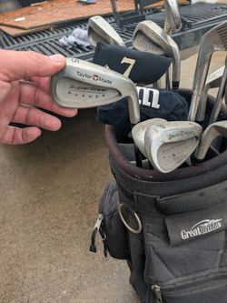 Complete TaylorMade SuperSteel Burner Golf Club Set with Great Divider Bag